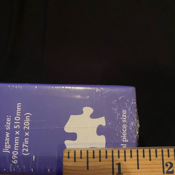 1000 piece puzzle🧩seaside village design🧩NWT🧩has never been opened🧩 - Picture 5 of 8